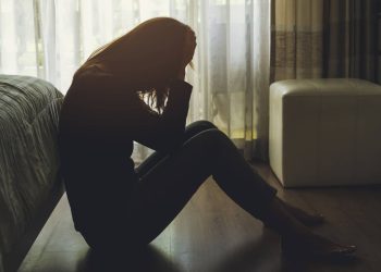 "Hoy la depresión entre adolescentes no solo es mucho más frecuente, sino más severa, con mayor sintomatología y mayor riesgo suicida" 1 El trastorno ansioso depresivo es una mezcla entre depresión y ansiedad,