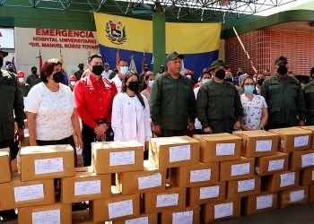 Autoridades sanitarias de Monagas reciben más de 30 mil insumos médicos asignados al HUMNT (Foto: Franklin Aguilera)