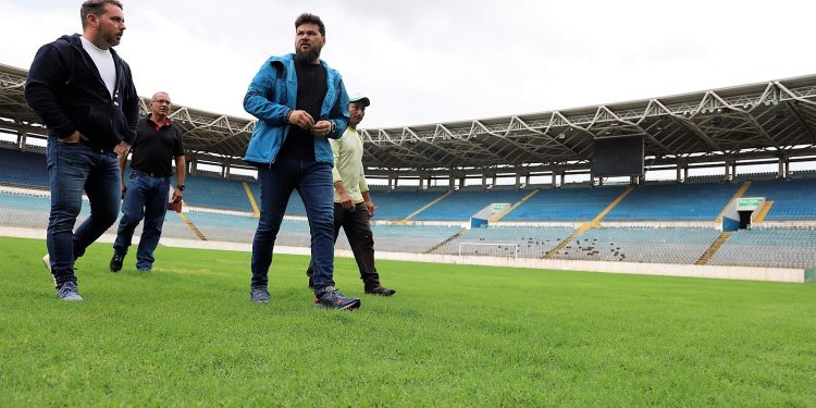 Gobernador Luna supervisa trabajos de mantenimiento del Estadio Monumental de Maturín 1 WhatsApp Image 2023 03 03 at 10.58.52 AM 1
