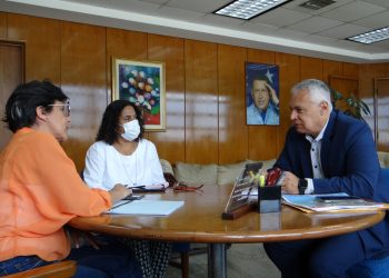 Reunión de ambas autoridades en Caracas.