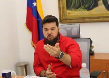 El gobernador de Monagas, Ernesto Luna, en el programa de Radio Miraflores. (Foto: Cortesía).