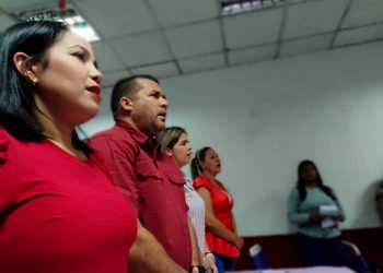 El alcalde Oscar Cedeño y la primera dama del municipio Ezequiel Zamora, Rosa Millán, encabezan la actividad en el marco del Día Internacional de la Mujer. (Foto: Cortesía Carmi Radio)