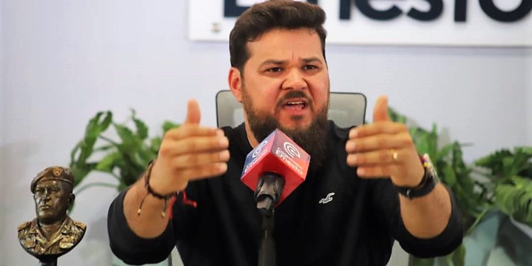 Luna: Con el sistema en red surtimos gasolina cada 72 horas por usuario 1 Gobernador Ernesto Luna.