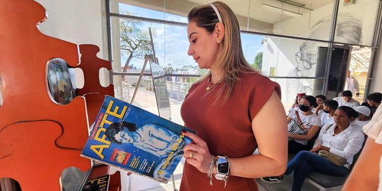 Fundación El Niño Simón Monagas articula con Icum e Imculmat para impulsar la cultura 1 La primera dama del estado y presidenta de la Fundación Regional El Niño Simón Monagas, Sorenelly Zambrano de Luna, disfruta un ensayo de la Escuela de Música del Icum. (Foto: José Pérez)