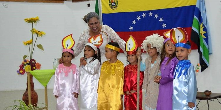 Realizan Festival de Teatro Argelia Cardiel en Caicara 1 En el Festival de Teatro Argelia Cardiel participan más de 80 niños y adolescentes de los centros educativos de Cedeño. Foto: Luis Meza)