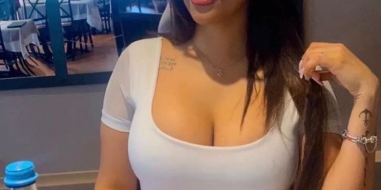 Privan de libertad a médico por muerte de mujer en consultorio de centro comercial 1 Ana Rosa Mavarez Rivero en febrero, quien falleció ese mismo días, siete horas después de que salió del quirófano