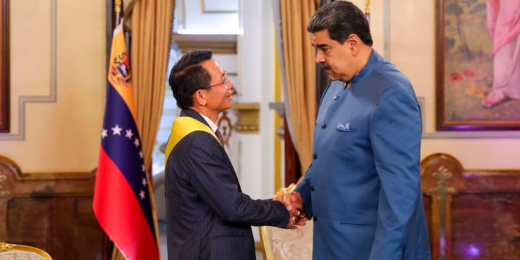 Presidente Maduro ordenó retomar negociaciones entre Petrovietnam y Pdvsa 1 image 34