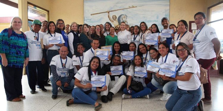 El Estado Mayor de Protección del Niño, Niña y Adolescente hace la primera formación para Consejeros Municipales de Monagas. (Foto: Ruby González)
