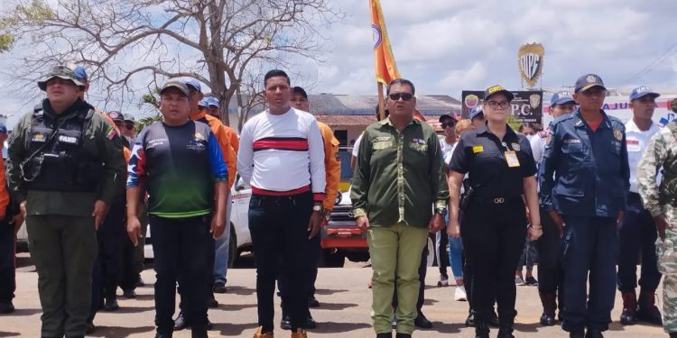 Militares y policiales