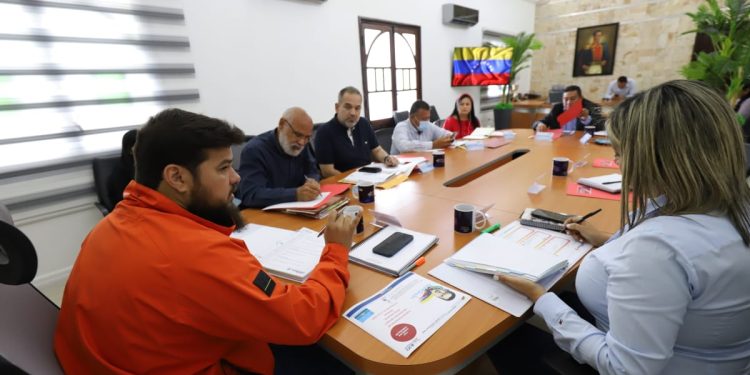 Gobernador Luna fusionará producción y juventud con el programa Emprender Joven 1 Gobernador Luna fusionará producción y juventud con el programa Emprender Joven