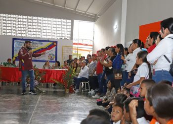 380 alumnos del centro Educativo “Dr. Julián Padrón” recibirán clases en aulas totalmente rehabilitadas por la gestión que ejecuta Ernesto Luna en Monagas. (Foto: Eliseo Pereira)