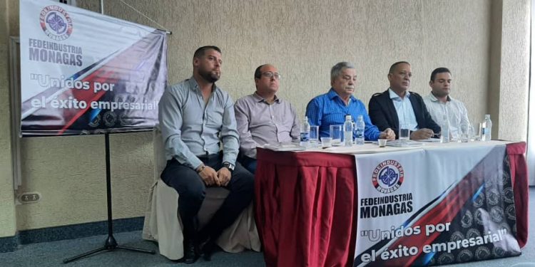 Designada nueva directiva de Fedeindustria Monagas 1 El encuentro se realizó en el Hotel Luciano Junior de Maturín y fue presidido por el comisionado de reestructuración Oriente de Fedeindustria Nacional, Sr. Sergio Pandozi, junto con el Presidente de Fedeindustria Anzoátegui, Héctor Morales.
