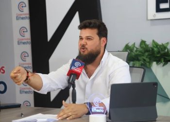 Gobernador Hernesto Luna