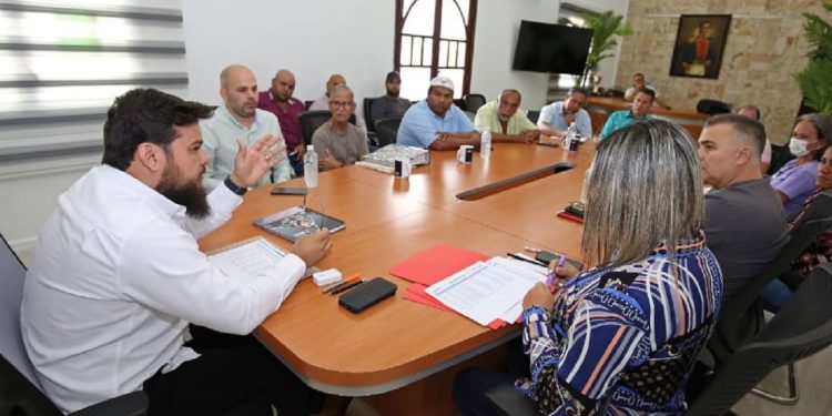 Gobernador de Monagas trabaja para eliminar colas en estaciones y agilizar suministro de gasolina 1 WhatsApp Image 2023 04 24 at 5.58.07 PM