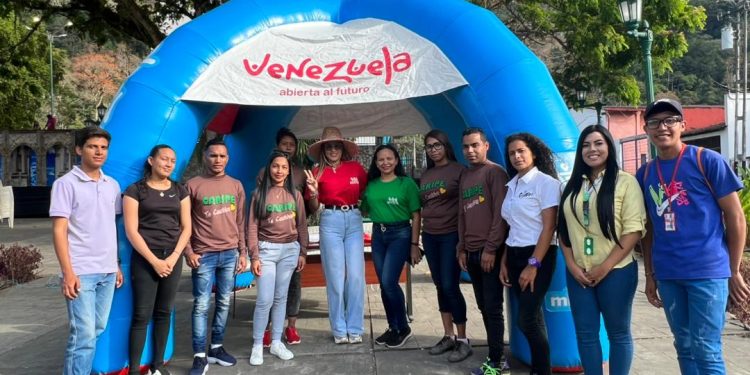 Monagas potencia el turismo con formación, expo-negocios y rutas de promoción 1 El personal de Corpoturismo e Inatur-Monagas trabaja junto a la Autoridad de Turismo, Rosy Salazar, para fortalecer los programas de promoción. (Foto: Cortesía).