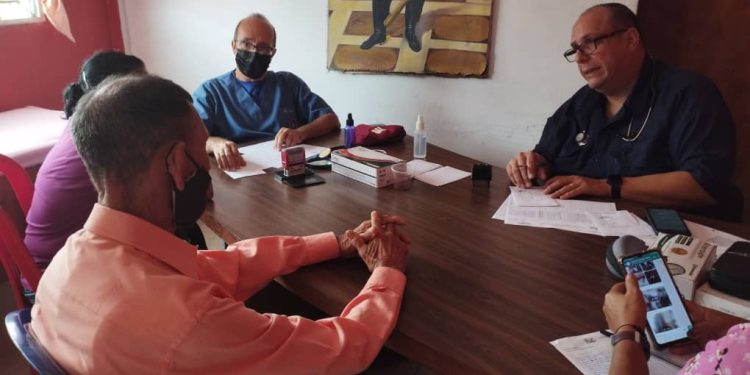 Alcaldía de Ezequiel Zamora brinda atención médica integral a 100 abuelos 1 La alcaldía de Zamora realiza jornada integral de salud en la Casa Hogar de los Abuelos de Zamora. (Foto: Cortesía)