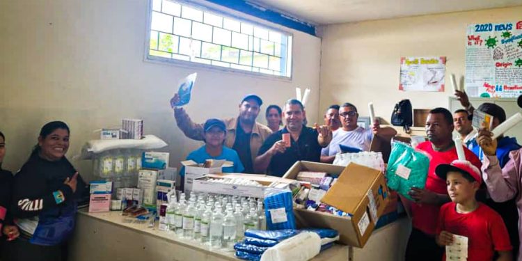 Dotan de insumos médicos a consultorio popular de Los Barrancos de Fajardo 1 WhatsApp Image 2023 05 26 at 12.17.07 PM