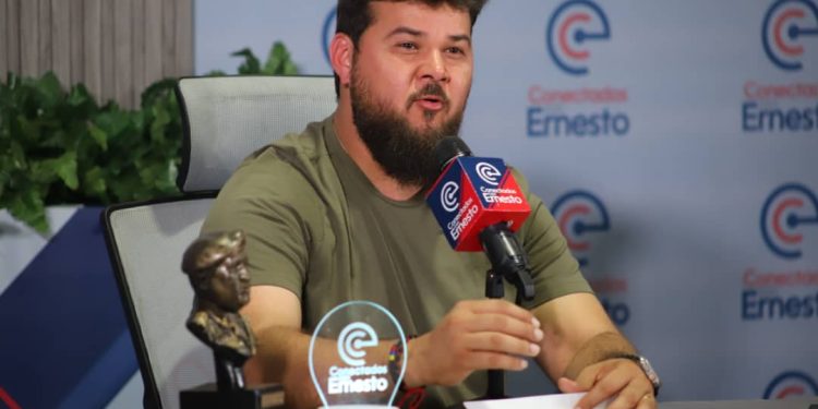 El gobernador Ernesto Luna anuncia que el registro de iniciativas productivas de los jóvenes monaguenses inicia este 16 de junio. (Foto: Ruby González)