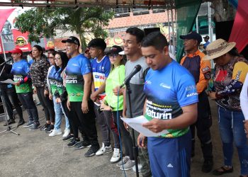 Foto 1:
Más de dos mil 380 maturineses participan en el Día Mundial del Desafío haciendo actividades físicas y recreativas. (Foto: Ruby Gózalez)