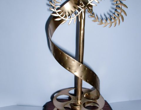 Presentada primera estatuilla del Festival de Cine Internacional de Secuencias “FESCISE 2023” 1 Estatuilla Ganadora 1