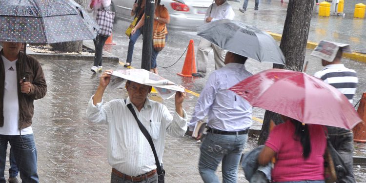 Esta semana llega la quinta onda tropical al país