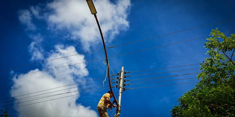 Atienden servicios de electricidad y agua en Sotillo mediante 1x10 del Buen Gobierno 1 WhatsApp Image 2023 06 12 at 1.18.22 PM 2