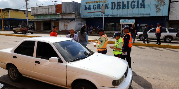 Alcaldía de Maturín activa puntos itinerantes para hacer cumplir ordenanzas de transporte público 1 WhatsApp Image 2023 06 23 at 3.55.49 PM