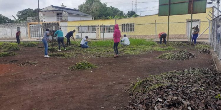 Activan cuadrilla de limpieza para centros de salud en Zamora 1 WhatsApp Image 2023 06 26 at 2.10.53 PM