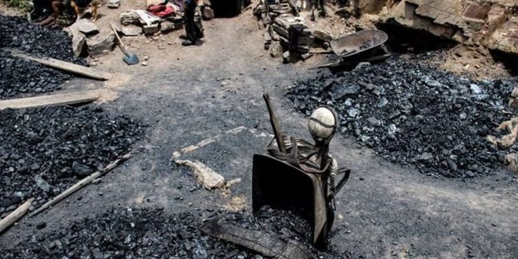 Al menos 12 personas murieron asfixiadas en mina de oro en Venezuela 1 al menos 12 personas murieron asfixiadas en mina de oro en venezuela 7280