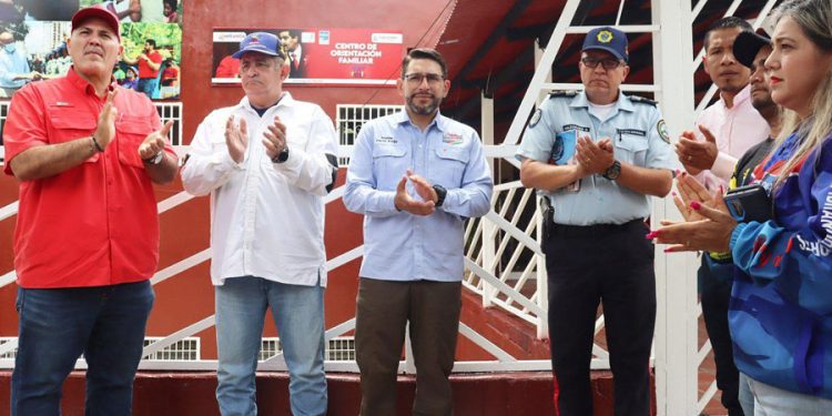 alcalde farith fraija inauguro cuarto centro de orientacion familiar de guaicaipuro 7195