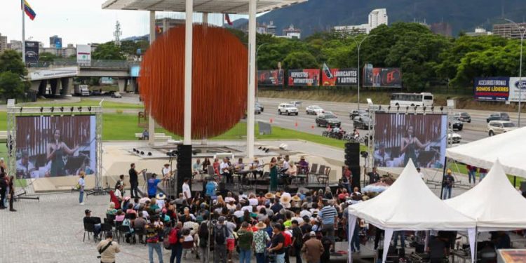 Celebraron 100 años de Jesús Soto con concierto a cielo abierto 1 celebraron 100 anos de jesus soto con concierto a cielo abierto 7326