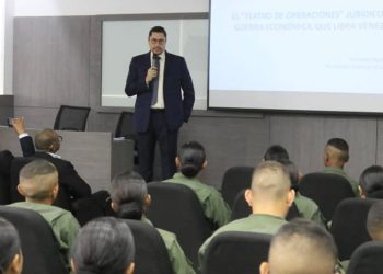 procurador general de la republica impartio conferencia sobre las dimensiones de la guerra economica 7726