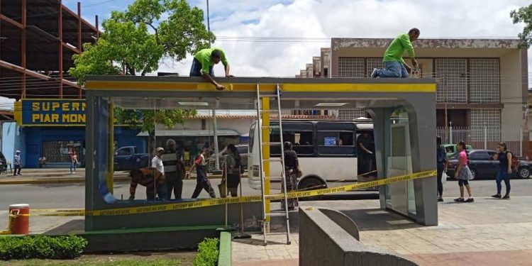 Alcaldía de Maturín realiza mantenimiento preventivo de paradas 1 WhatsApp Image 2023 07 19 at 2.30.20 PM