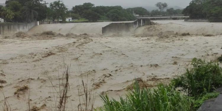 Se reportan en Barinas inundaciones y sectores incomunicados tras fuertes lluvias 1 se reportan en barinas inundaciones y sectores incomunicados tras fuertes lluvias 8660