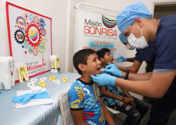 1669f4b9 6208 43e9 8418 d999583c7d5e