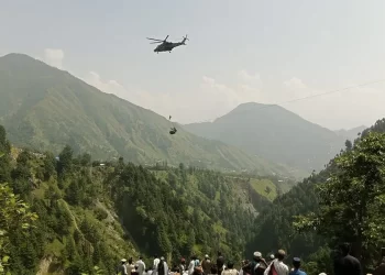 230822131333 pakistan cable rescue 082223 1