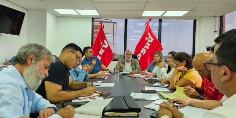 7d7a775c a327 42dd a587 71837f0e5efb