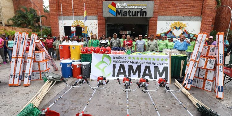 Alcaldesa Ana Fuentes entrega mil implementos de trabajo a cuadrillas del Iamam 1 WhatsApp Image 2023 08 09 at 1.45.39 PM