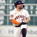 José Altuve hace historia con su hit número 2.000 de por vida 10 altuve 9208