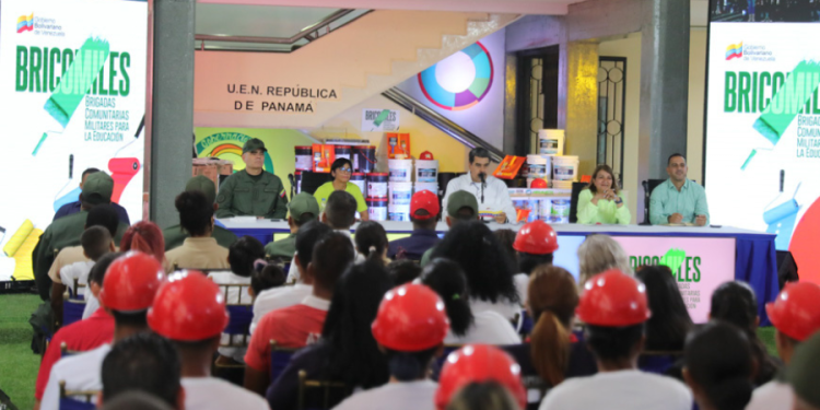 Presidente Maduro: Cuatro consensos prioritarios permitirán avanzar en la construcción del país 1 presidente maduro cuatro consensos prioritarios permitiran avanzar en la construccion del pais 10587 2