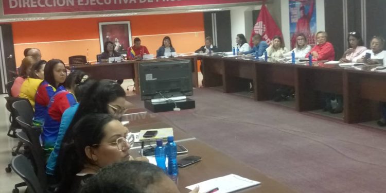 Viceministra de Educación presentó plan para incorporar nueve especialidades a escuelas técnicas 1 7e26699b 6bc2 4e9c b3d2 ea29b1ce370e