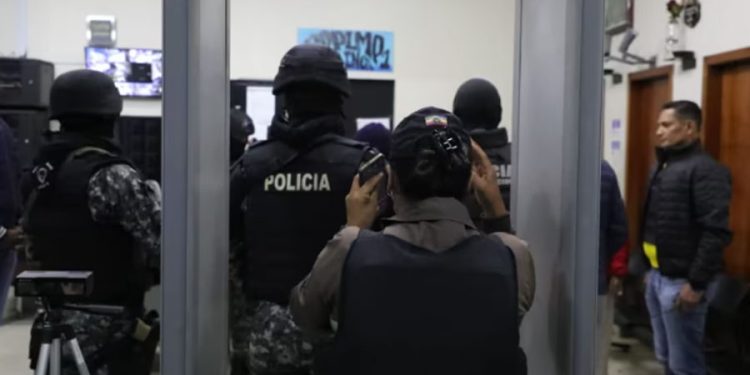 Allanamientos y detenciones durante investigación por asesinato a Villavicencio en Ecuador 1 detenciones durante investigacion por asesinato a villavicencio en ecuador 11438
