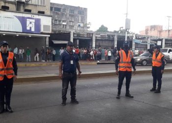 e81abf50 090d 478f a75d ff7d23bc2128