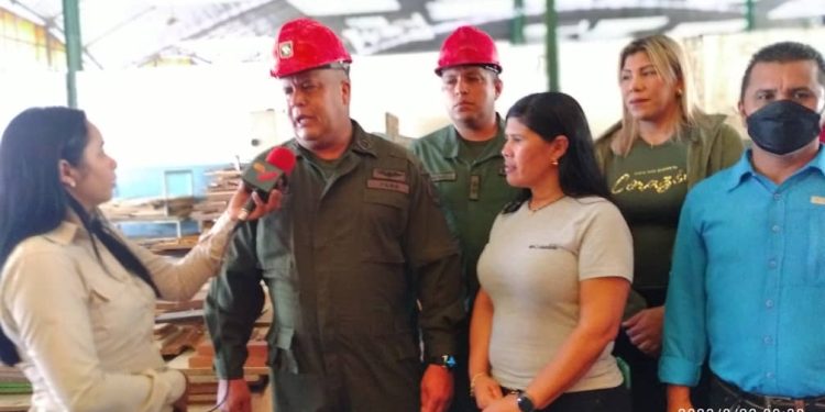 6 mil mobiliarios escolares serán recuperados para las escuelas de Monagas 1 f8b08c1b 44f1 404b b651 dc4ddd567080