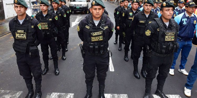 Policía Nacional de Perú vigila sus fronteras para prevenir el ingreso de "El Niño Guerrero" 1 peru vigila sus fronteras para prevenir el ingreso del nino guerrero 12068
