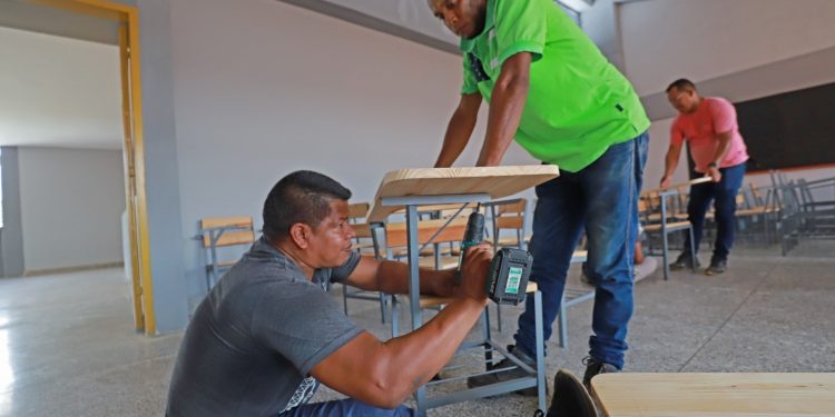 Trabajos de infraestructura del Gobierno Bolivariano garantizan inicio de las clases en la UDO 1 08c4efda 8977 4238 8ae4 3f73b3f169f6