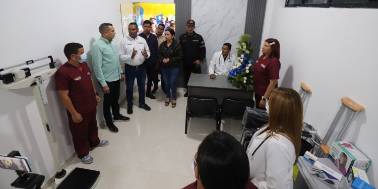 Alcaldía inaugura centro de atención primaria en el terminal de Maturín