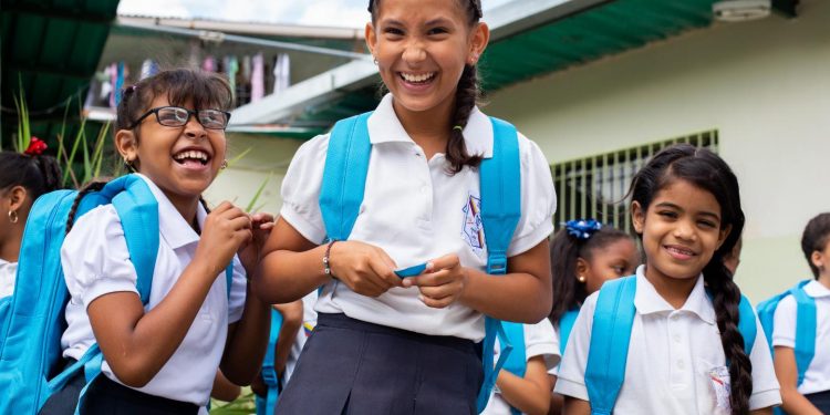 UNICEF UN0344474 Prieto