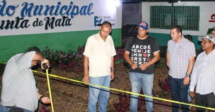 Inician trabajos de rehabilitación del mercado de Punta de Mata