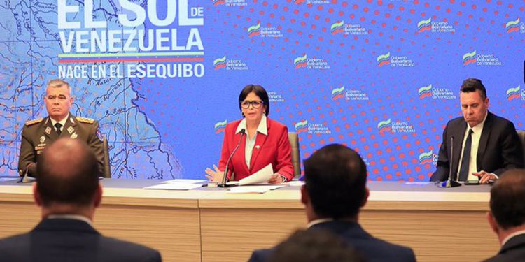 Delcy Rodríguez: Guyana y EEUU se están preparando para agredir a Venezuela 1 gobierno denuncia que guyana busque que la cij emita un fallo que suspenda el referendum 13561